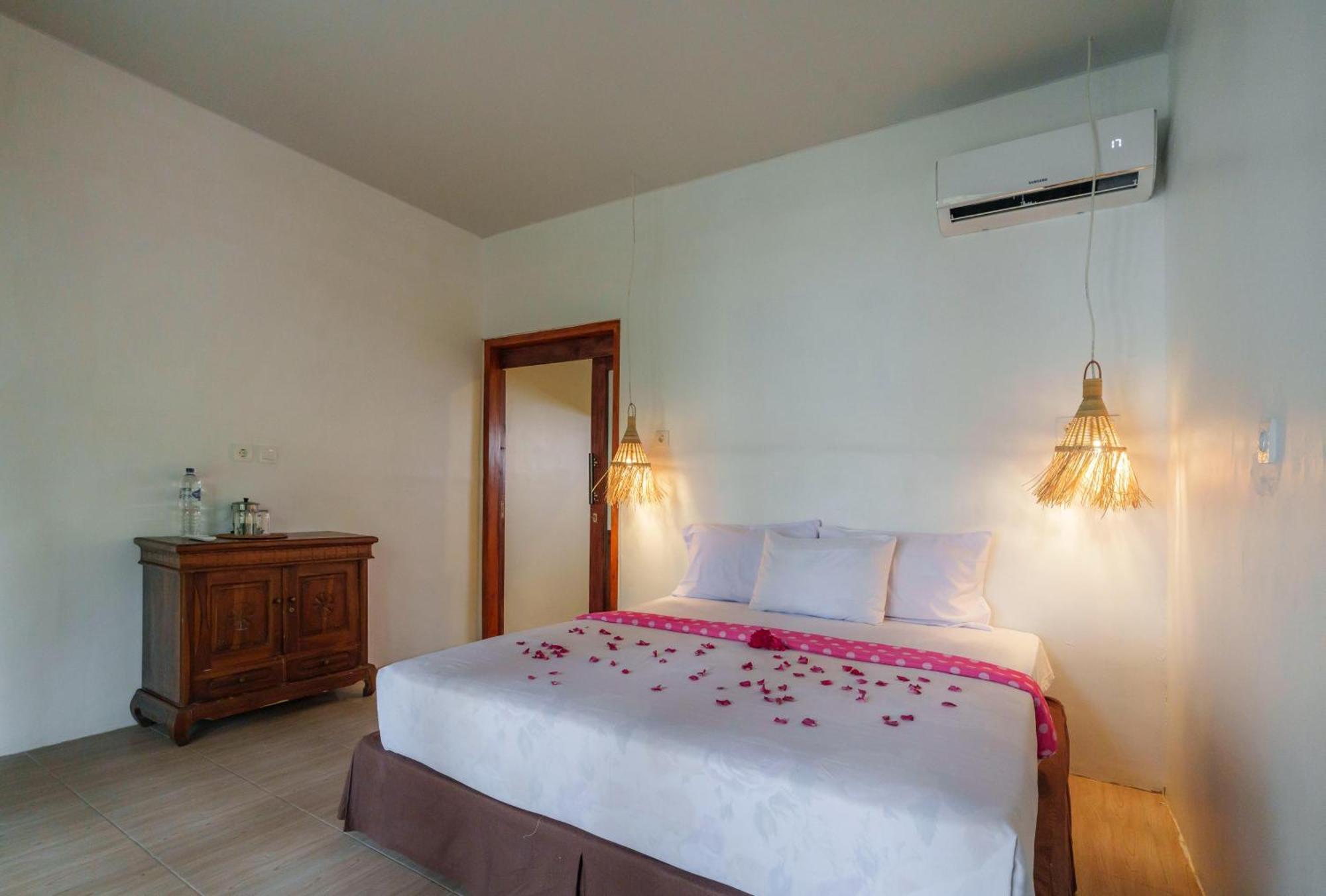 Anjani Larva Cottage - Homestay And Eatery سينارو المظهر الخارجي الصورة